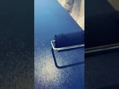 رنگ های درخشان با رزین روی میز