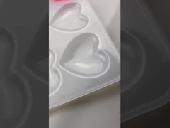 ظرافت ساده در رزین شفاف